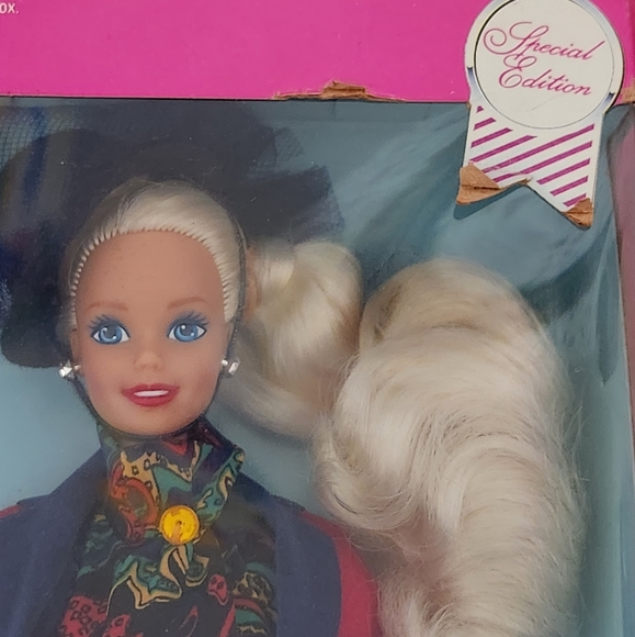 English Barbie - Picture 2 of 3